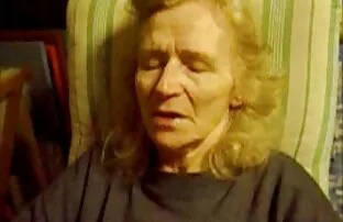 XXX Father found figlia nudo e creare amare su letto sex con donne mature