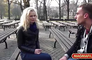 XXX Qualcuno sexy donne mature fa questo per il suo fidanzato e succhiare il cazzo del suo potere