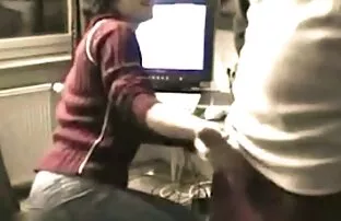 XXX Guarda bruna teen pantaloncini, pantaloncini, auto e donna matura xxx si gonfia
